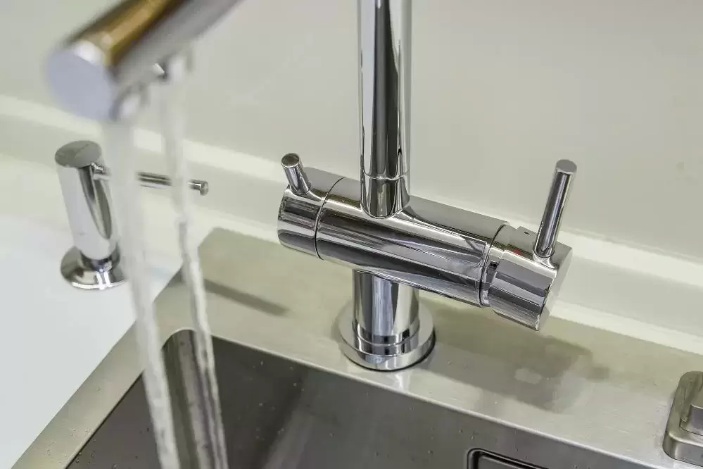 Смеситель Omoikiri NAGANO G