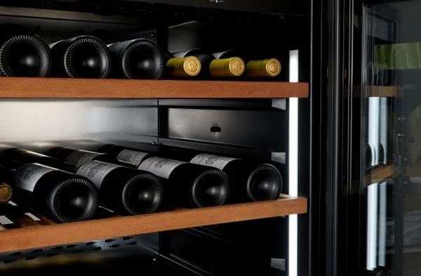 Винный шкаф CLIMADIFF MILLESIME240DB
