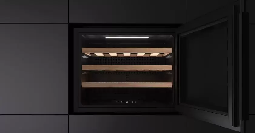 Встраиваемый винный шкаф Teka RVI 10024 GBK