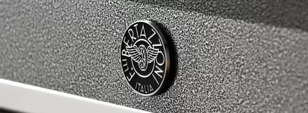 Духовой шкаф с паром Bertazzoni F457HERVTND
