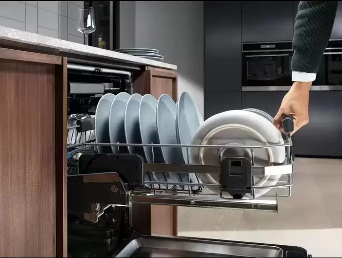 Встраиваемая посудомоечная машина Electrolux KECA7305L