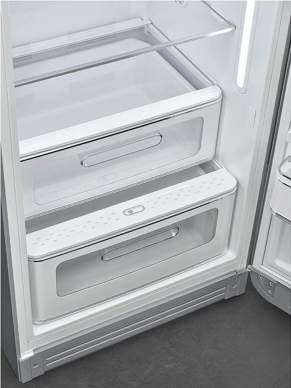 Холодильник Smeg FAB28RSV6