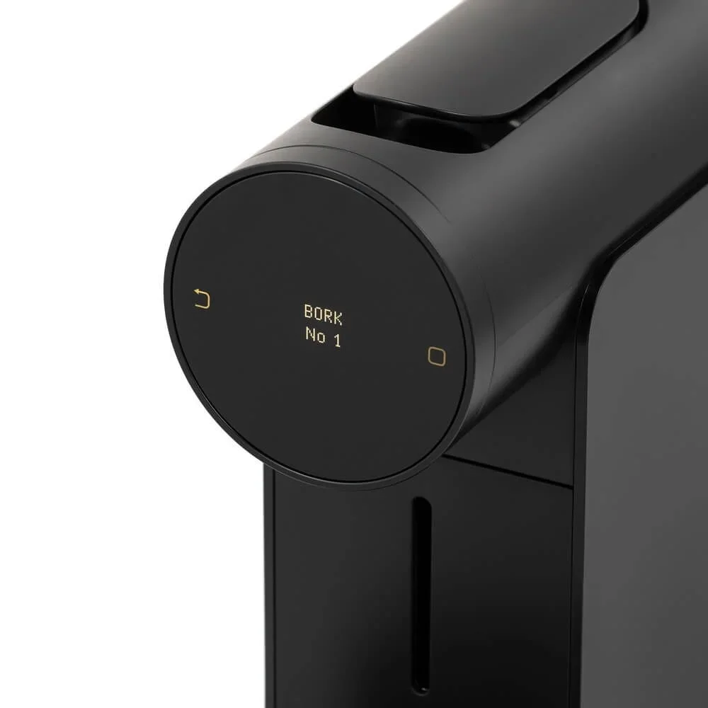 Кофемашина капсульная BORK C832 bk