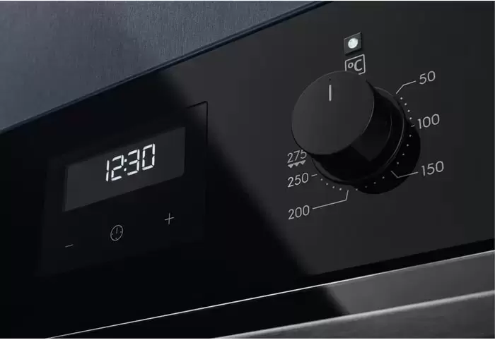 Духовой шкаф Electrolux EOD3C70TK