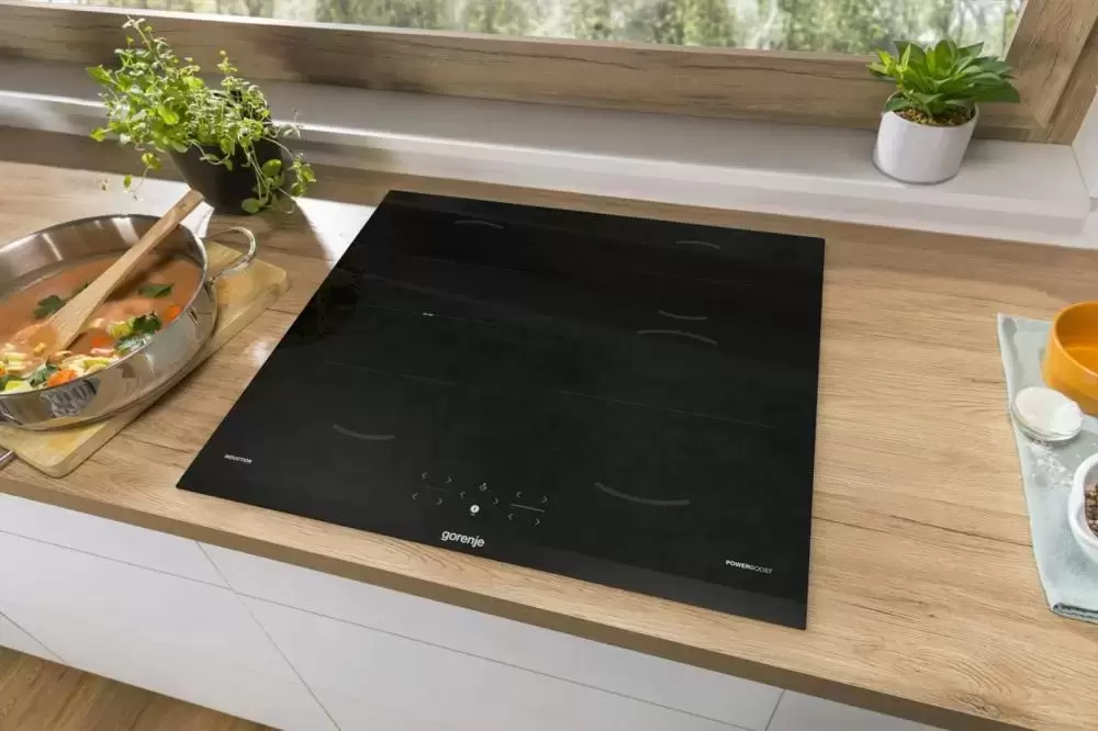 Независимая индукционная варочная панель Gorenje GI6421BC