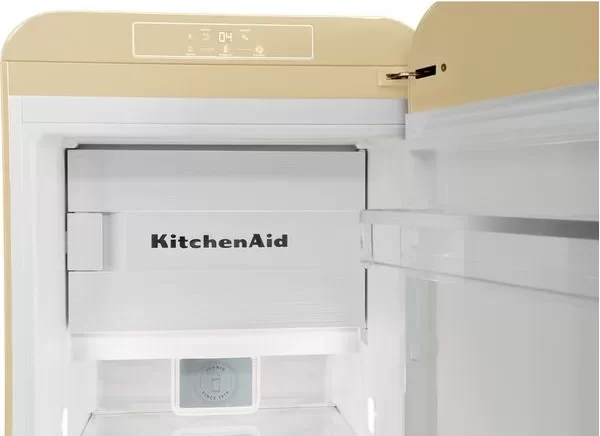 Холодильник KitchenAid KCFMA 60150L
