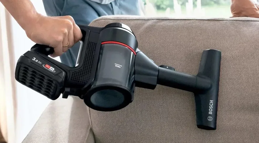 Пылесос Bosch BCS712XXL
