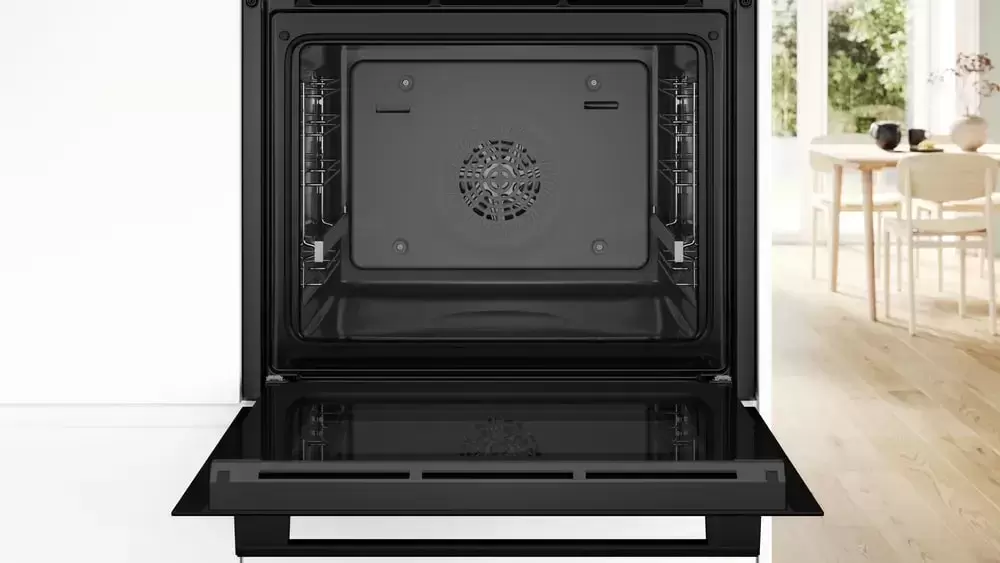Духовой шкаф Bosch HBG536EB3