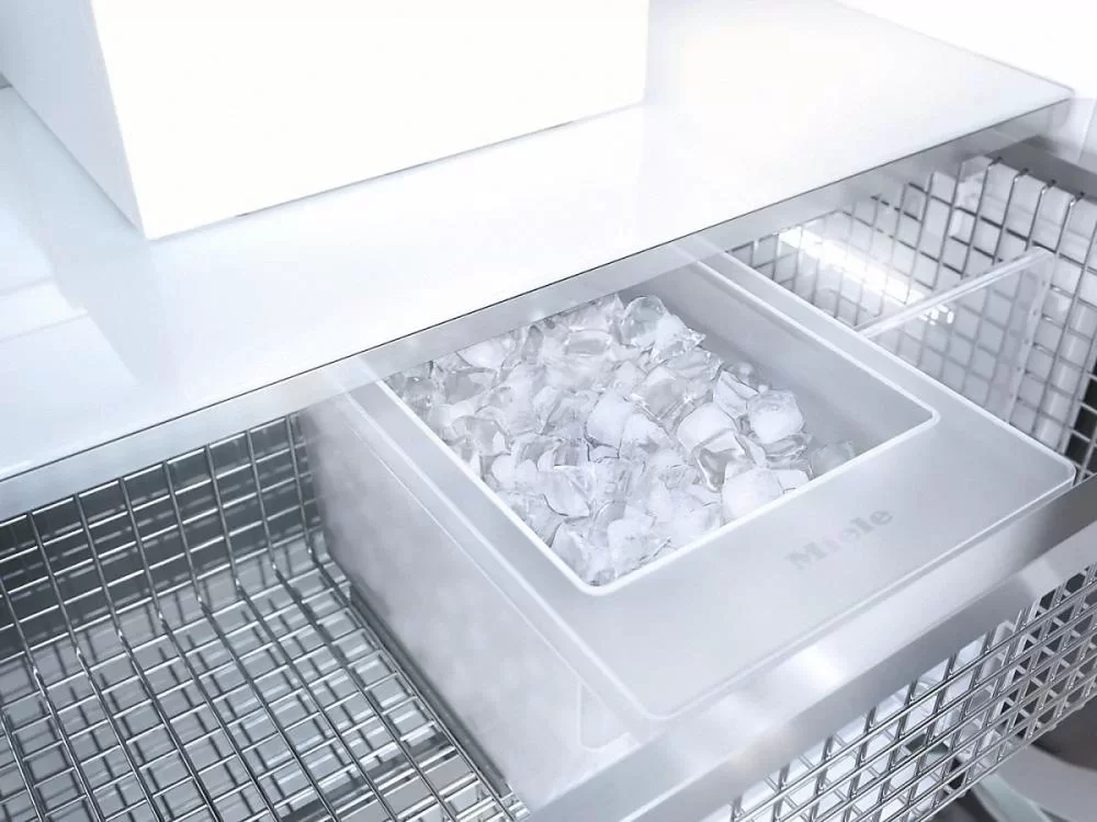 Встраиваемый морозильник MasterCool Miele F 2811 Vi