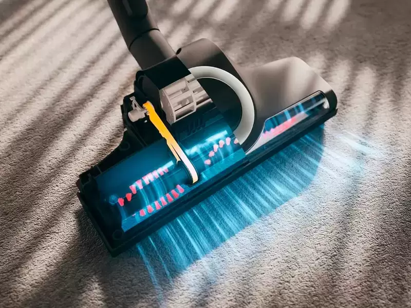 Пылесос Miele SKCF5 Blizzard CX1 Cat&Dog PowerLine манговый красный