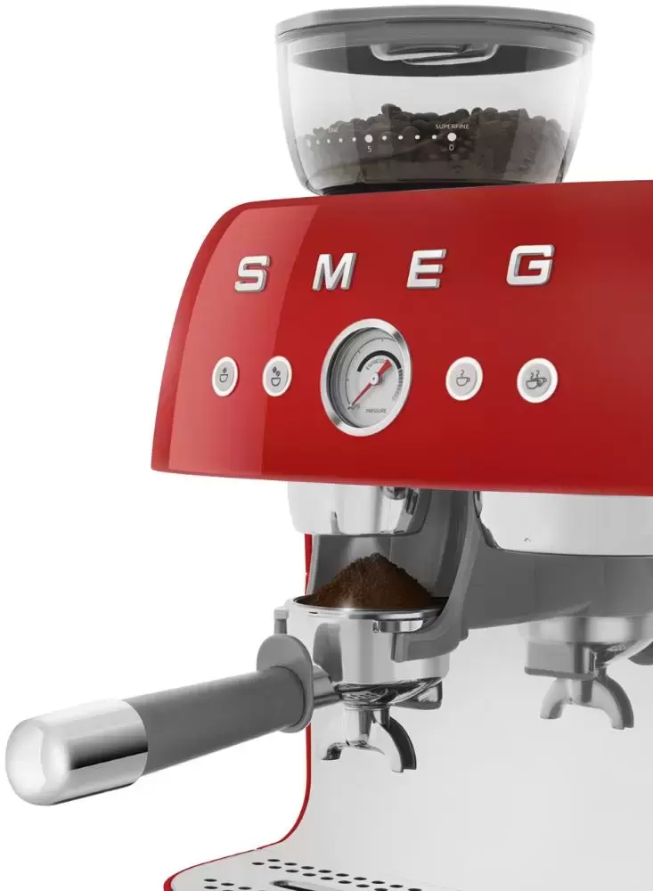 Эспрессо-кофемашина Smeg EGF03RDEU