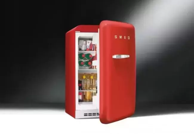 Холодильник Smeg FAB10HRR