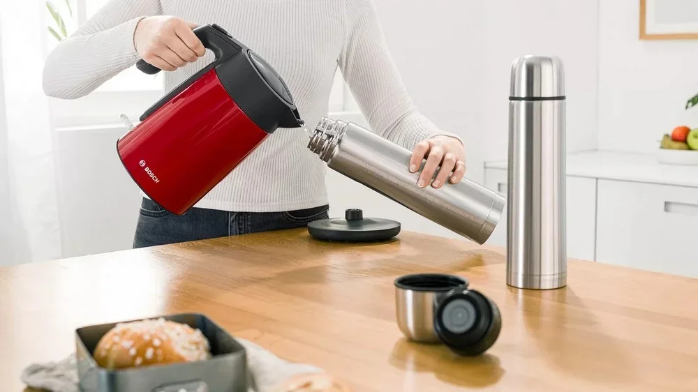 Чайник Bosch TWK7L464