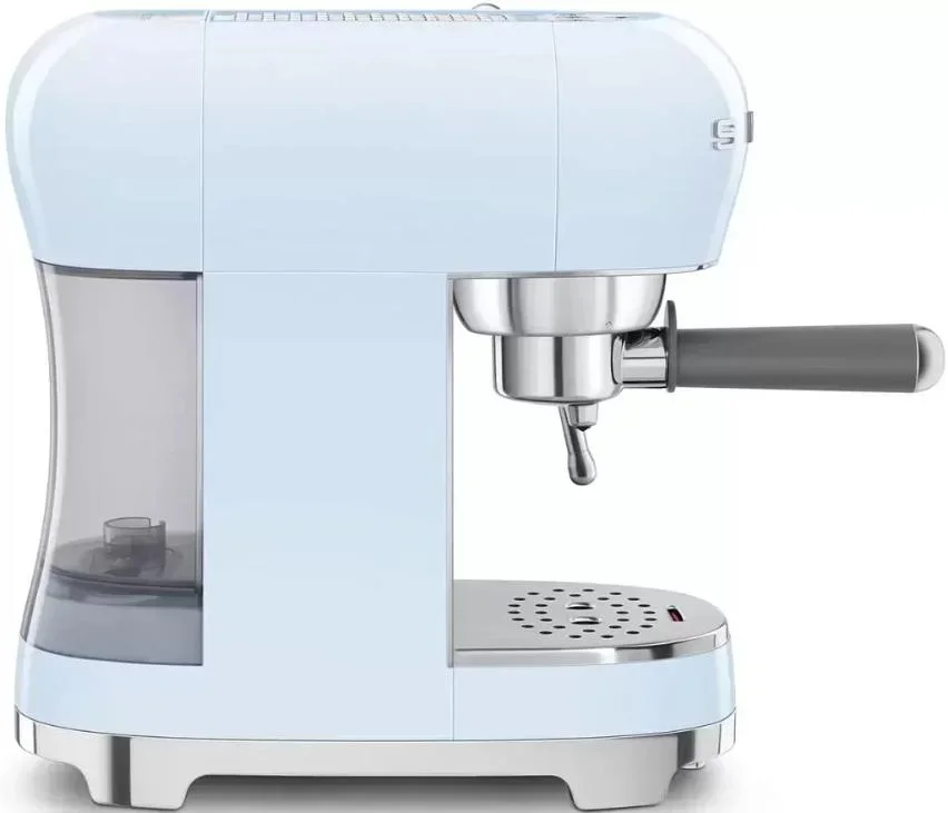 Кофемашина Smeg ECF02PBEU