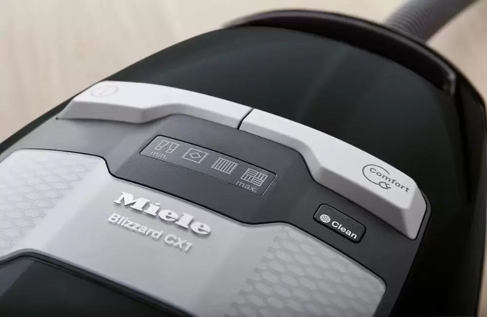 Пылесос Miele Blizzard CX1 Comfort PowerLine SKMF5 черный
