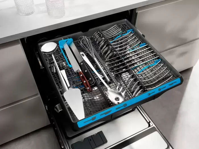 Встраиваемая посудомоечная машина Electrolux EEM23100L