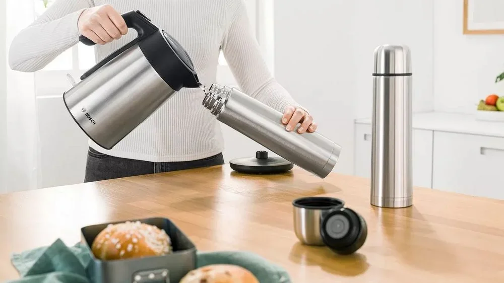 Чайник Bosch TWK7L460