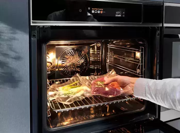 Духовой шкаф Electrolux KOAAS31CX