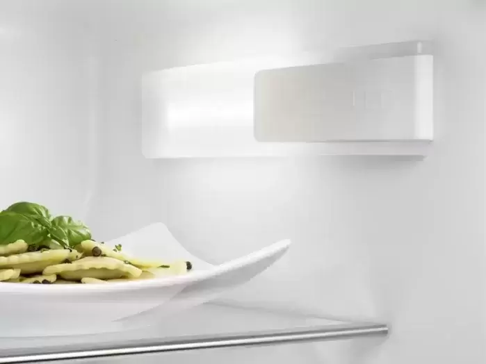 Холодильник Electrolux EN3454NOW