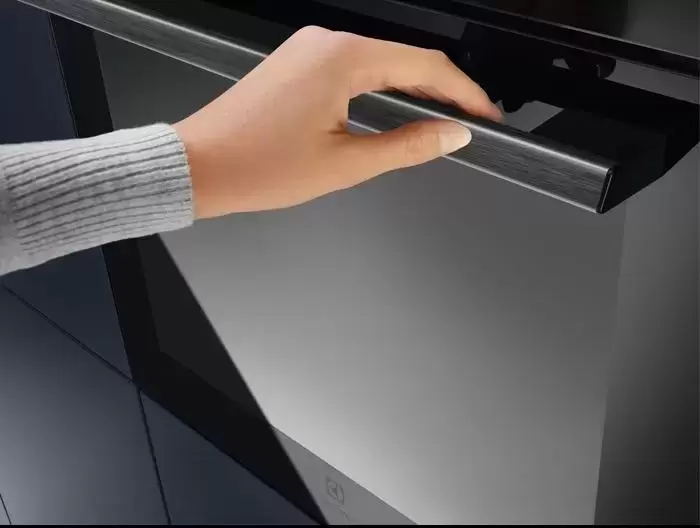Духовой шкаф Electrolux EOE7C31Z