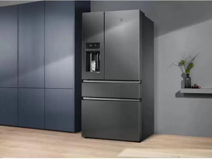 Холодильник Electrolux LLI9VF54X0