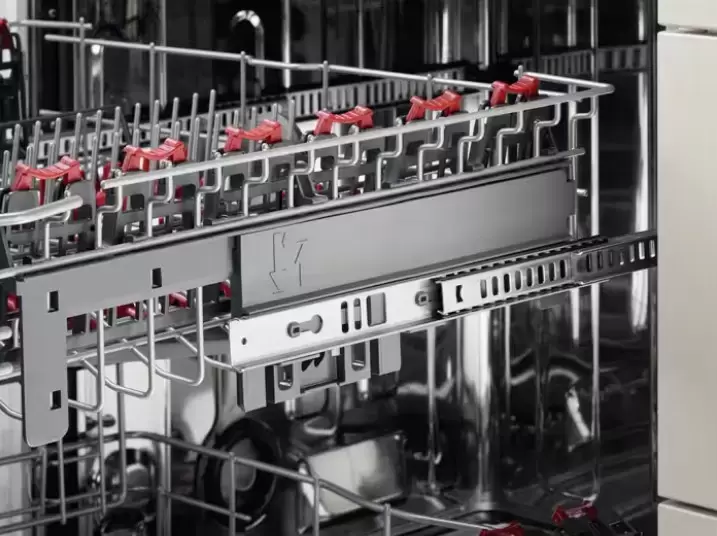 Встраиваемая посудомоечная машина AEG FSK93718P