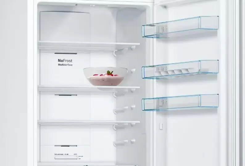 Двухкамерный холодильник Bosch KGN39XW30U