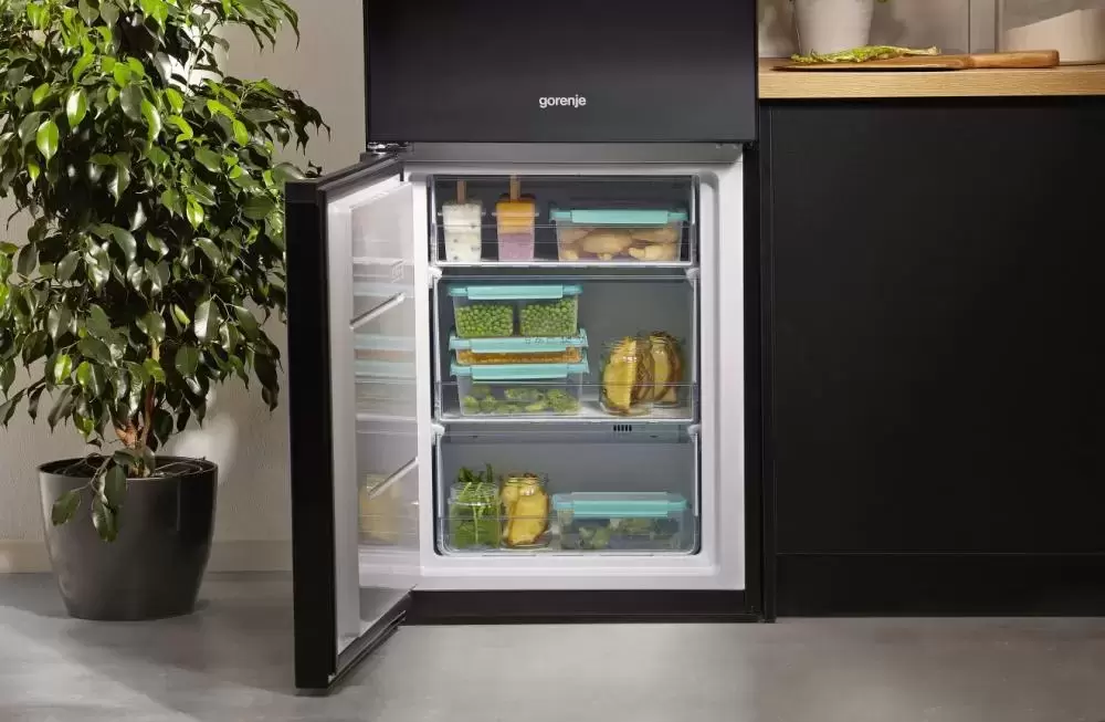 Двухкамерный холодильник Gorenje NRK621SYB4