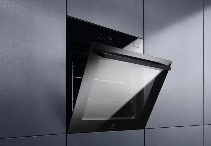 Духовой шкаф Electrolux EOB8S39Z