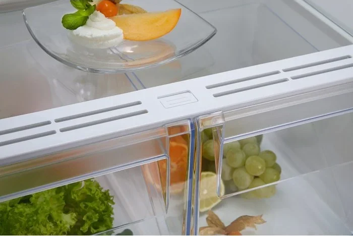 Встраиваемый холодильник Electrolux LND5FE18S