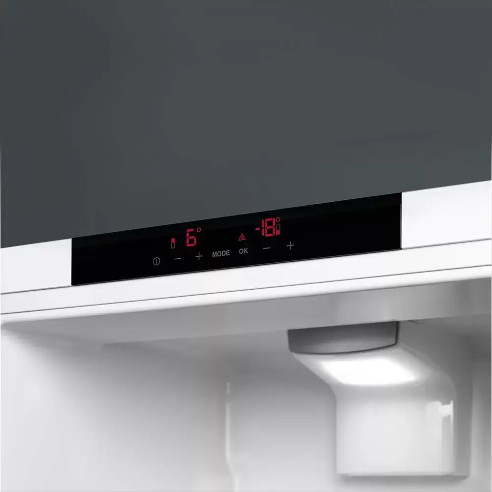 Встраиваемый холодильник Smeg C8174N3E