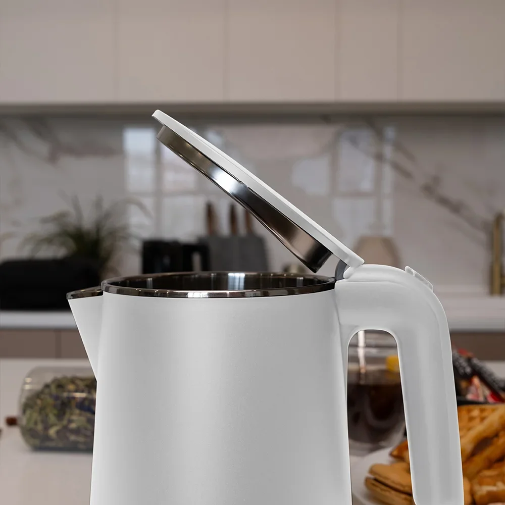 Электрический чайник Meyvel MKE-04T (Белый)