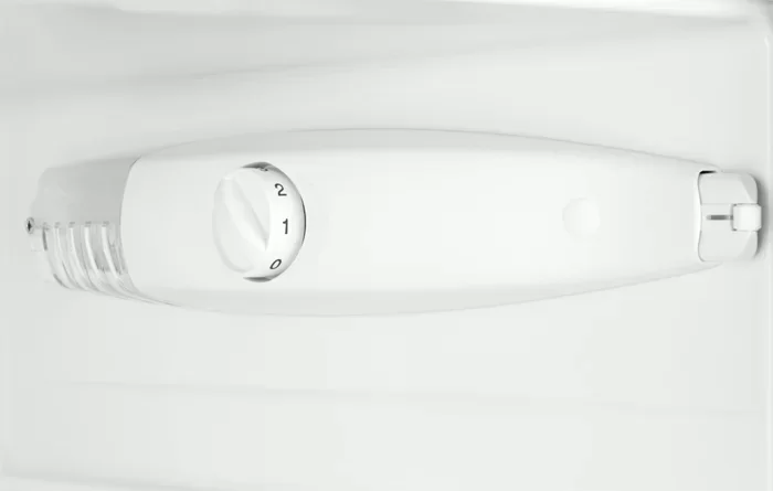 Холодильник Electrolux ERT1501FOW3