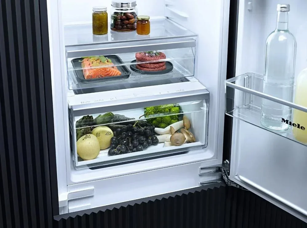 Встраиваемый холодильник Miele KDN 7724 E Active