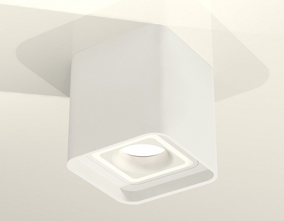 Накладной светильник Ambrella Light XS XS7840020