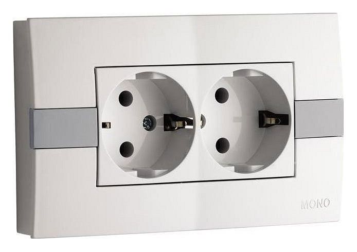 Розетка двойная с заземлением Mono Electric Eсо 101-010104-120