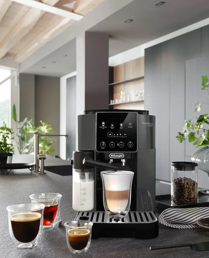 Кофемашина DeLonghi ECAM223.61.GB