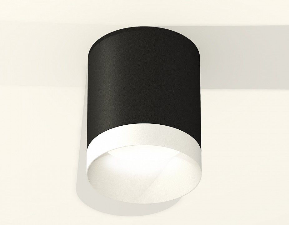 Накладной светильник Ambrella Light XS XS6302020