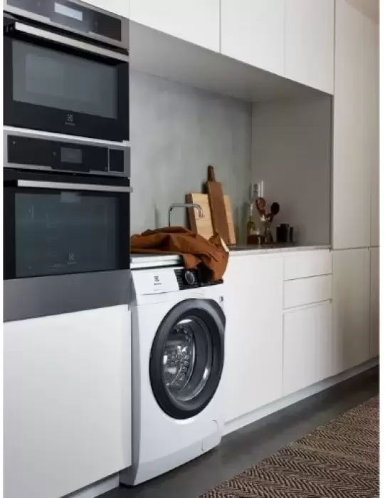 Стирально-сушильная машина Electrolux EW7WR447W