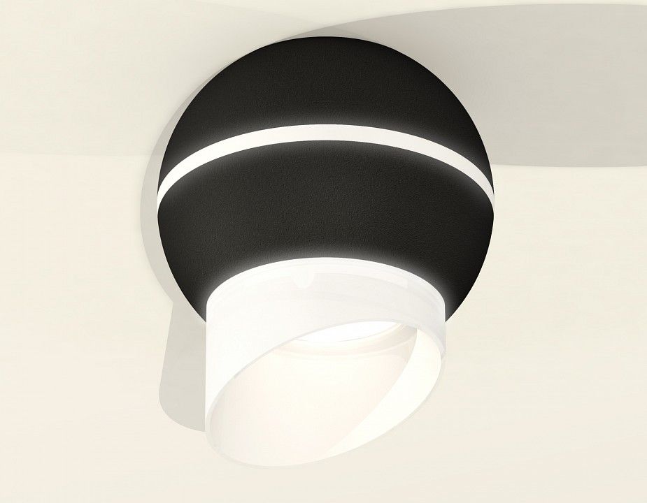 Накладной светильник Ambrella Light XS XS1102043