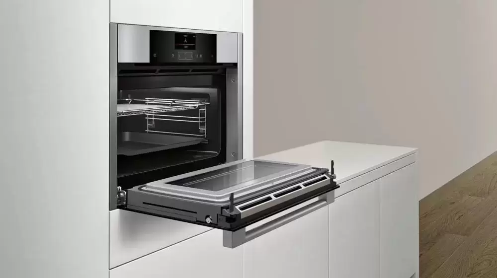 Компактный духовой шкаф с СВЧ Neff C15MS22N0
