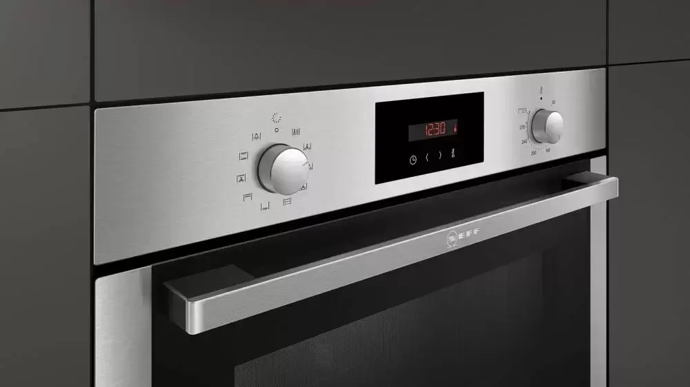 Духовой шкаф Neff B2CCG6AN0