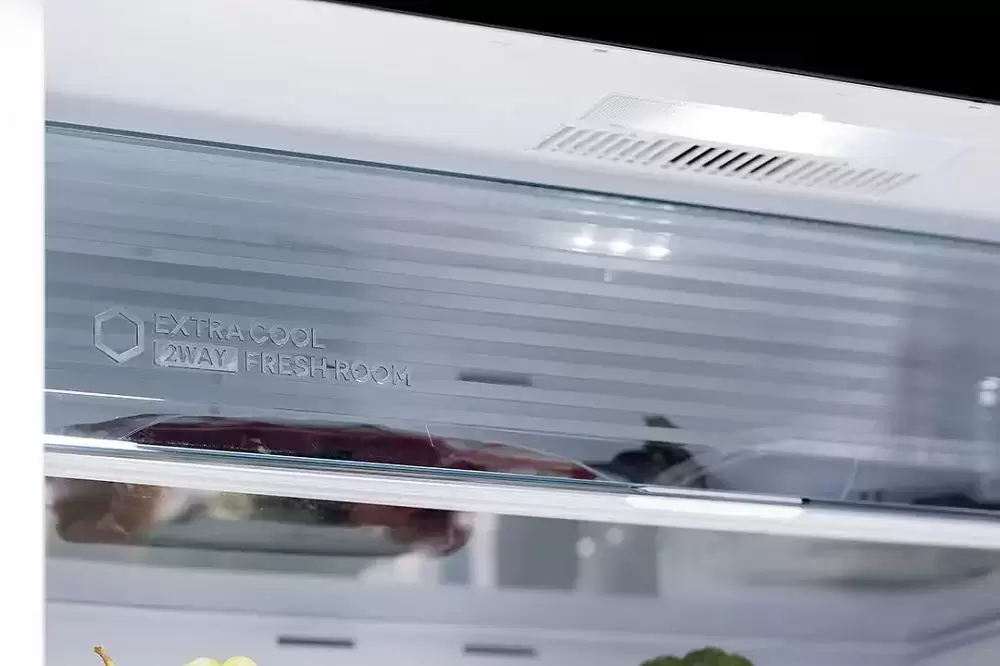 Двухкамерный холодильник Sharp SJ-XG 60 PMSL