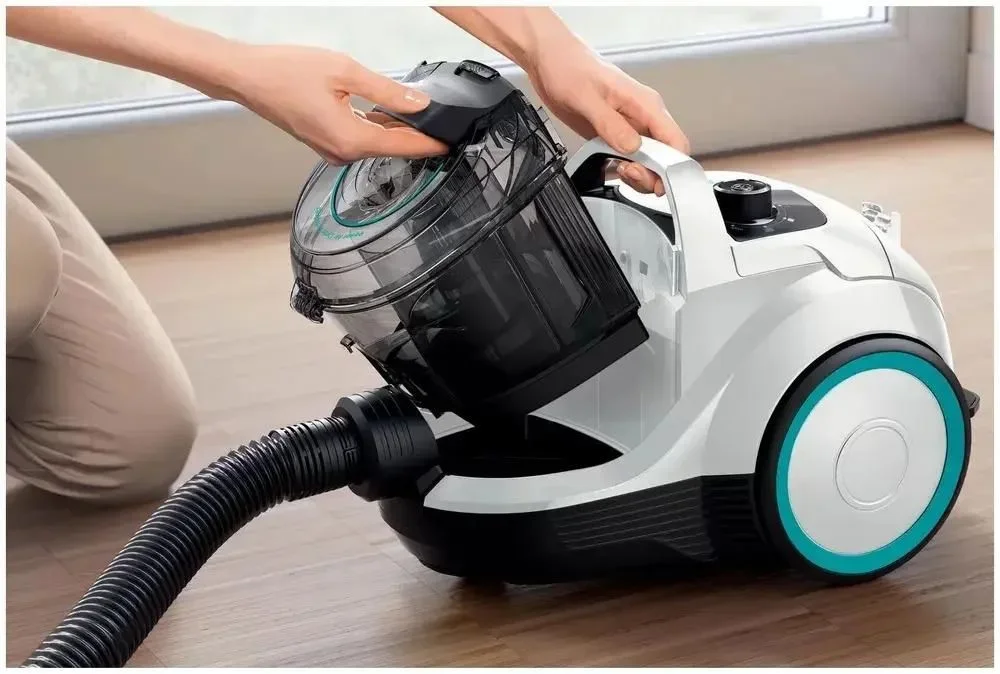 Пылесос Bosch BGC21HYG1