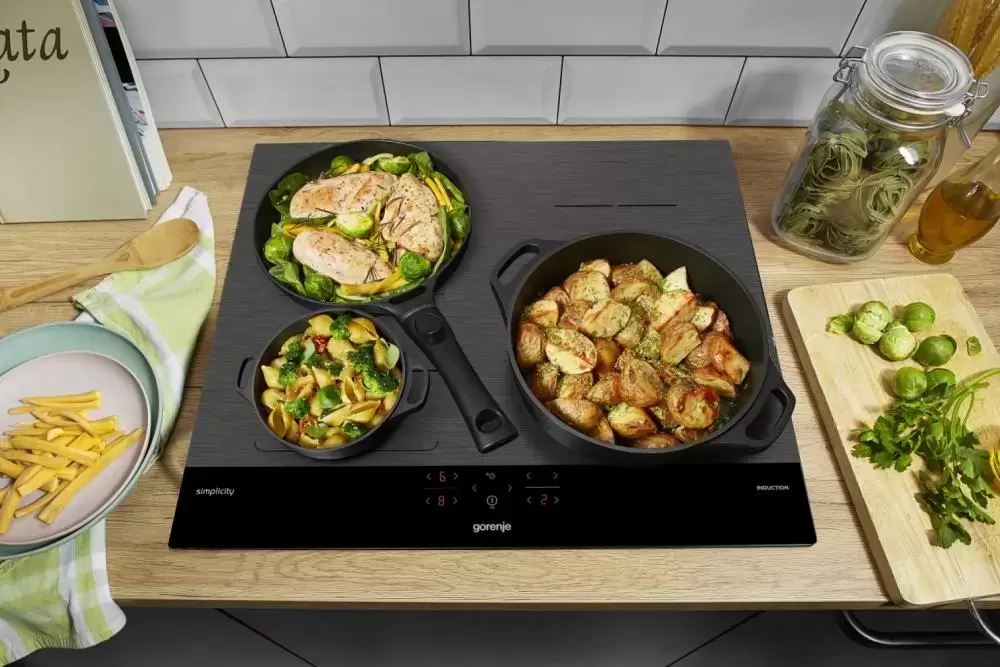 Независимая индукционная варочная панель Gorenje GI6421SYB