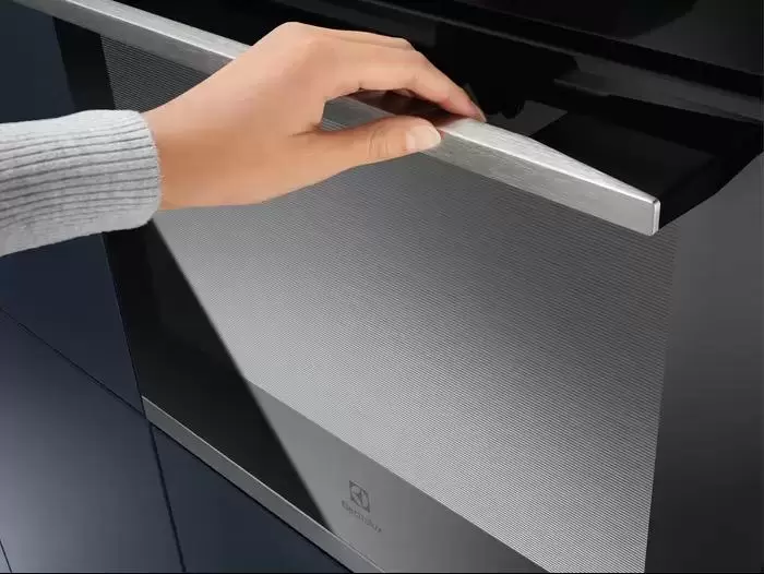 Духовой шкаф Electrolux KOCBP39WX
