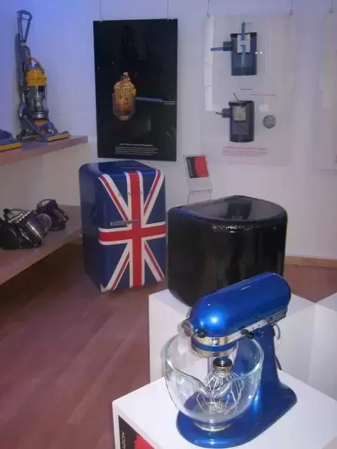 Холодильник Smeg FAB10RUJ