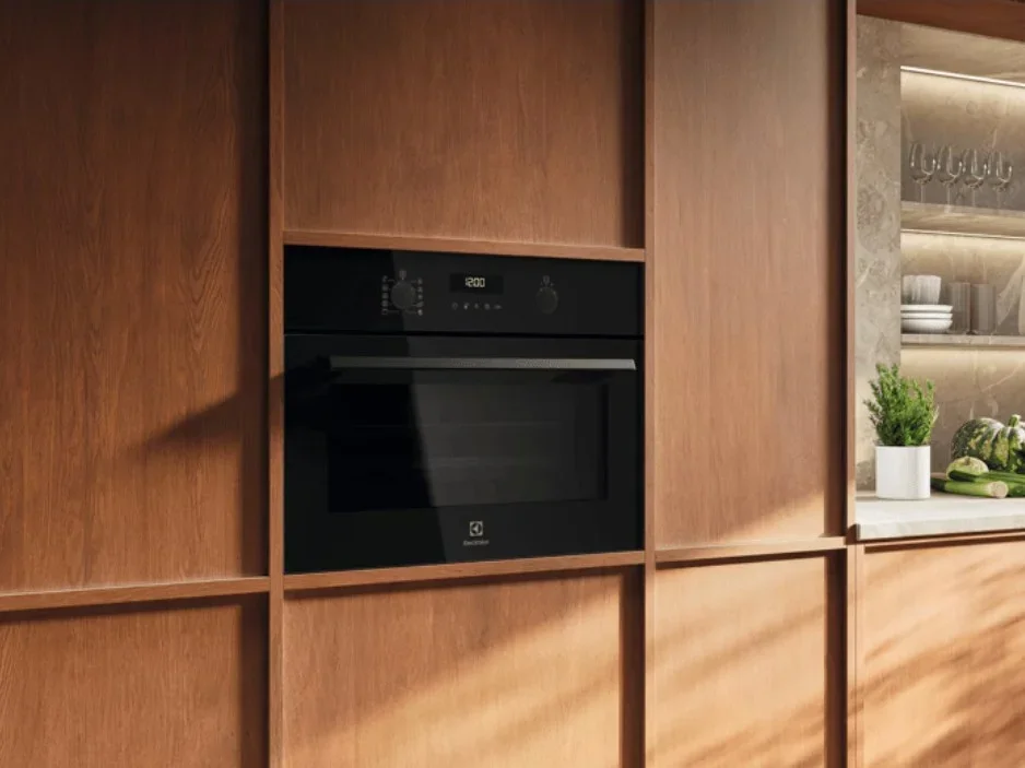 Встраиваемая микроволновая печь Electrolux LVM6E46Z