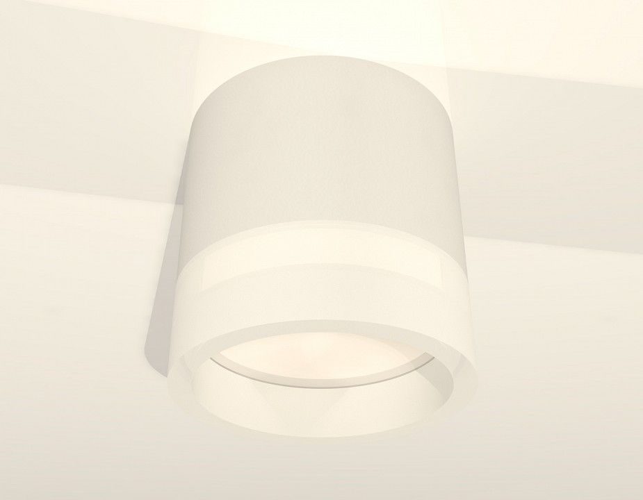 Накладной светильник Ambrella Light XS XS8110001