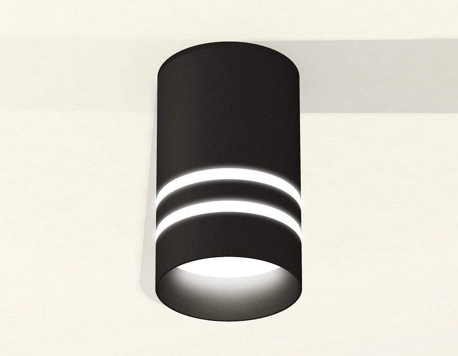 Накладной светильник Ambrella Light XS XS6302062